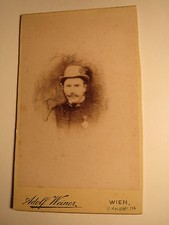 Wien - Josef Reichert ? als Mann in Uniform ? mit Hut & Orden ? - Portrait / CDV