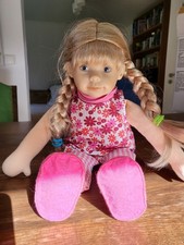 SIGIKID Puppe "IWI" 10/91/2