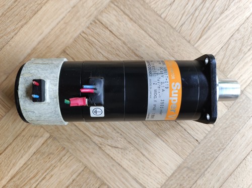 Sanyo denki servo motor - dc,