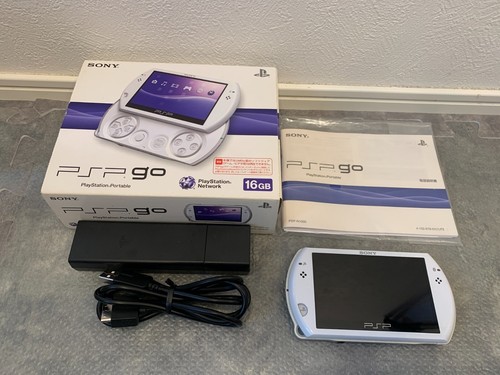Sony psp pearl white - go,