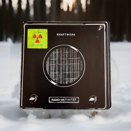 Kraftwerk radio aktivität - kraftwerk,, "radio-aktivitÄt"