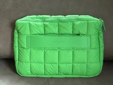 Vee Collective * Laptop iPad