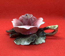 ITALIEN CAPODIMONTE PORZELLANROSE KERZENHALTER  HANDARBEIT. (D739)