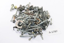 Yamaha TDM 850 3VD Bj 1993- Motor Schrauben Reste Kleinteile A1787