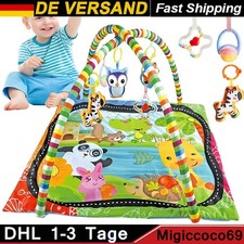 Spielmatte mit Spielbogen für