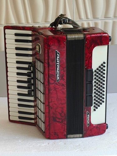 ++Piano accordions used music