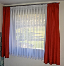 Moderne Übergardine, dunkel-hummerrot,2 Schäle je 160 cmx70 cm,fast neu