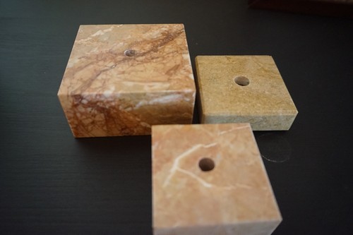 Marmor natursteinsockel mit - marmor/natursteinsockel,