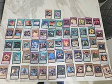 Yu-Gi-Oh Trading Card Game TCG Über 60 Karten