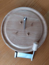 Käsehobel mit Haube für Tete de Moine und Schoko Rolles Spitzen Qualität