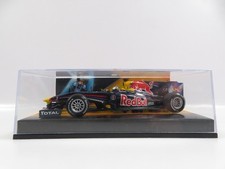 1:43 Minichamps 403100275 Red