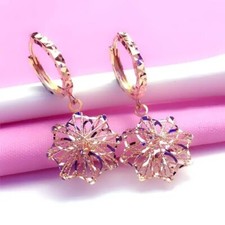 Ohrringe 585 lila vergoldetes 14K Rosé gold Blumen Mode eleganter Charme