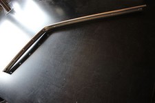 Mercedes Benz W114 Coupe Abdichtschiene vorne links W114 Strich 8 /8 Cromleiste 