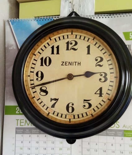 Antike mechanische wanduhr - mechanische,