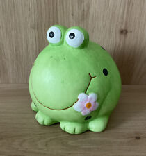 Deko Figur Frog Frosch mit Blume Gartenfigur Keramik Landhaus 