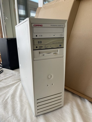 Retro tower compaq - tower,