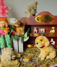 Steiff REVUE SUSI 3312,03 (4300/12) Mohair/ sitzend/ Drehkopf/ 12cm/ ohne alles