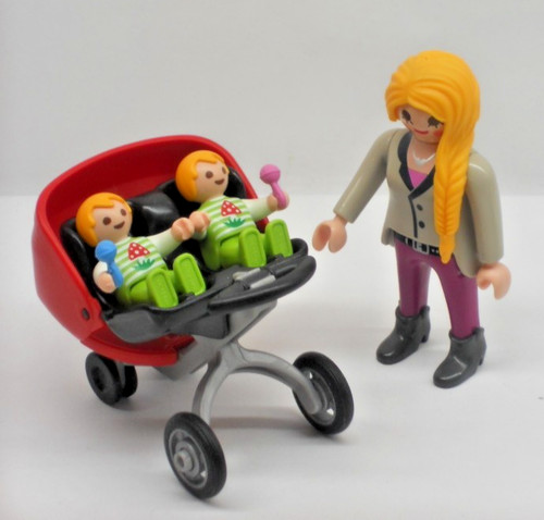Mama mit zwillingswagen - mit, +