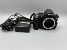 Nikon D3000 