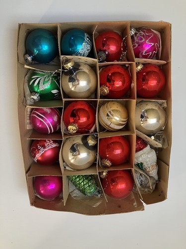 Weihnachtsbaumkugeln/Christbau