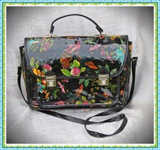 Außergewöhnliche Lack-Tasche