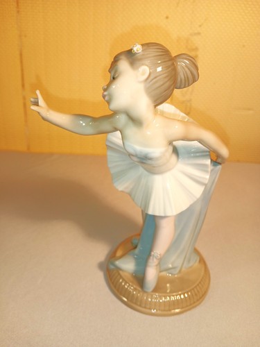 Nao lladro - nao,