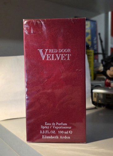 Elizabeth arden red door - red,