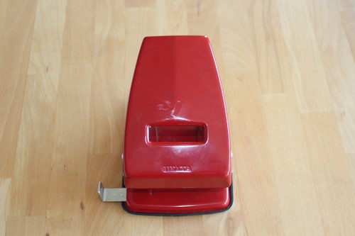 Locher delta - locher,