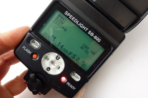 Nikon speedlight 800 - 800, flash