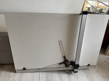 Tisch - ,