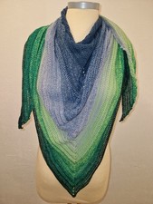 Waldspaziergang, Dreieckstuch, handgehäckelt!