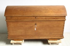 Truhe Klassizismus Runddeckeltruhe Schatztruhe Antik um 1800 Eiche Son301