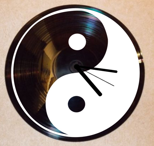 Ying und yang wanduhr - yang,
