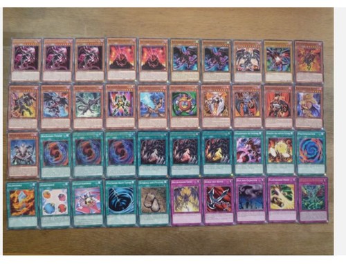 Rotäugiger schwarzer - yu-gi-oh,