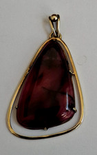 Gold 333 8 Karat Gelbgold Vintage Anhänger mit großen rosa lila Stein Sugilith