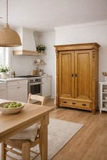 Antiker Schrank Kleiderschrank