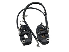 BREMSSÄTTEL VORNE MIT ROHRUNG