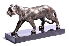 Skulptur Löwe aus Eisen auf