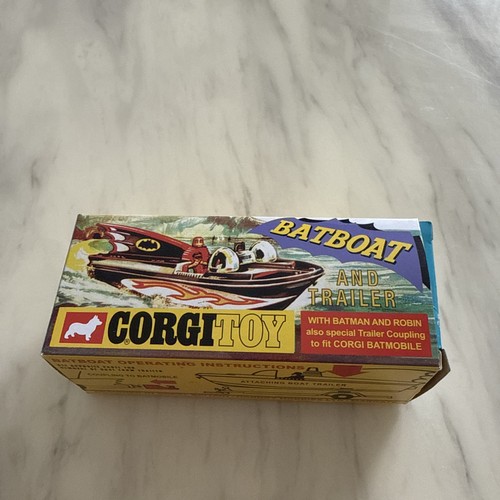 Corgi rt10701 107 - corgi, batboat