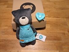 myhummy bär Mia / Baby Schalfhilfe mit Weißem Rauschen und App-Steuerung