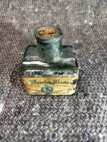 Antikes glas tintenfass mit - antikes, glas-tintenfass