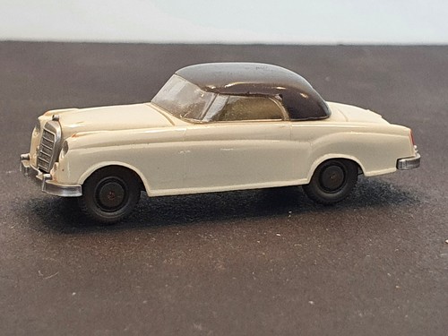 Wiking mercedes 220 - 1:87:,