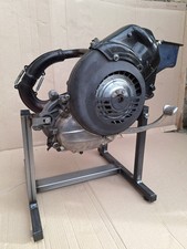 Engine support stand for Vespa