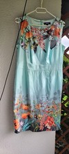 Schöne Damen Kleid  Blumen