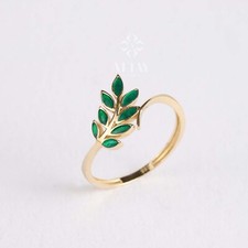 Ring 14 Karat Gold grünes Blatt. Lorbeer Floral Natur Band, Hochzeit, Blatt Zweig Ring