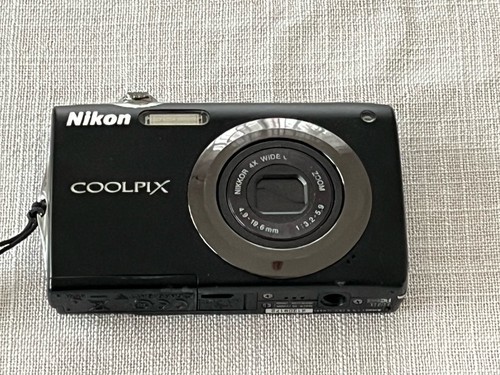Nikon coolpix s3000 - nikon,