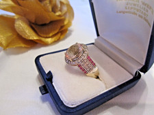 Ring mit Morganit, 9 Karat