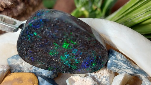 Andamooka opal black - black, grüner