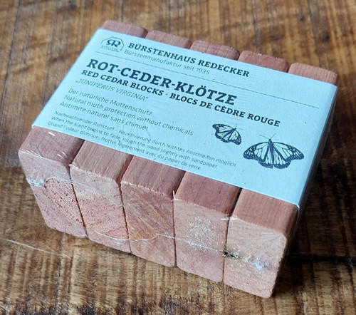 Red cedar block - cedar, juniperus