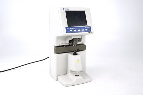 Tomey 3000a auto lensmeter - auto,